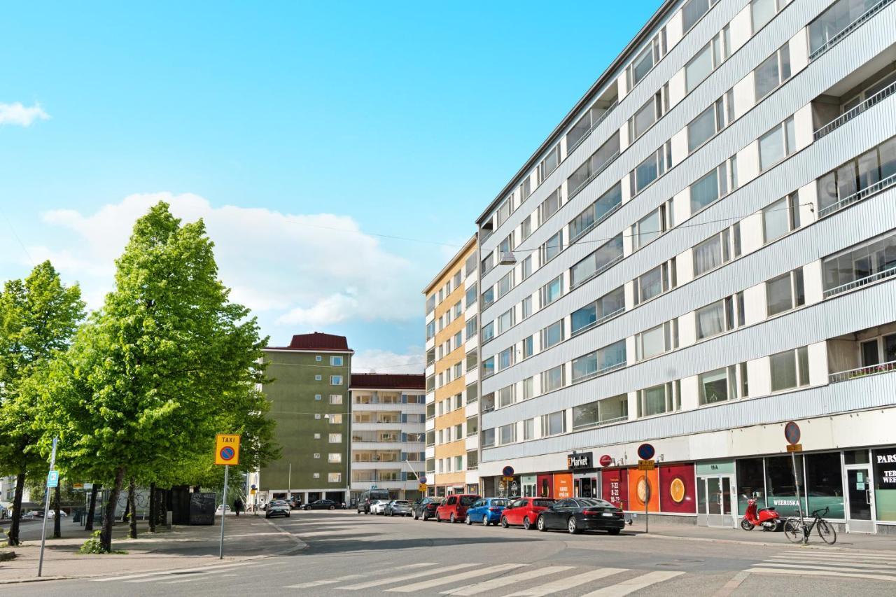 Just Renovated Stylish Nordic Studio By Tram Stop 赫尔辛基 外观 照片